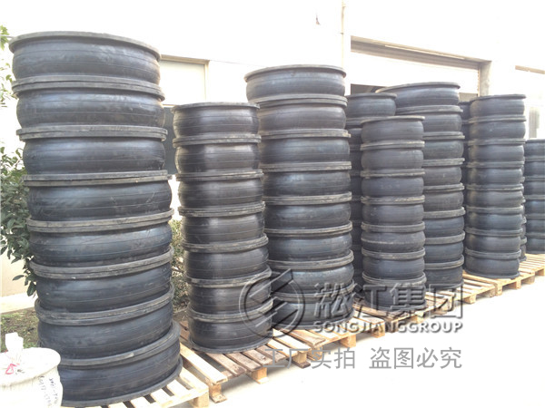 蘇州熱鍍鋅法蘭橡膠接頭，吳中區(qū)法蘭橡膠接頭，市政污水處理法蘭橡膠接頭